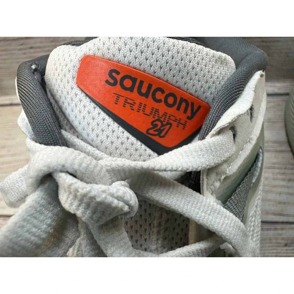 Saucony Triumph 21 Men's White Running Shoes Athletic Sneakers Size 11.5